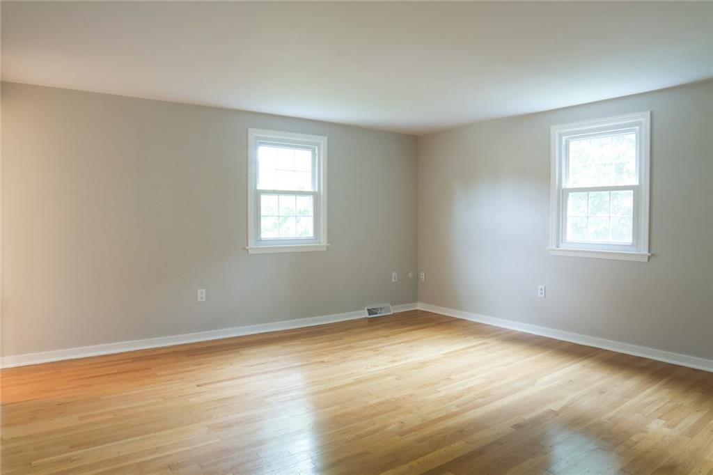 2577 Cole Road Wexford, PA 15090 - Photo 12 of 22 Gallery Image 12