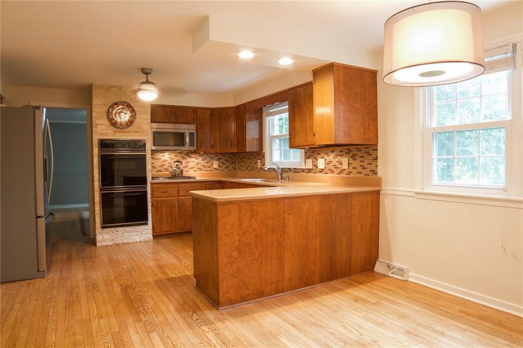 2577 Cole Road Wexford, PA 15090 - Photo 10 of 22 Gallery Image 10