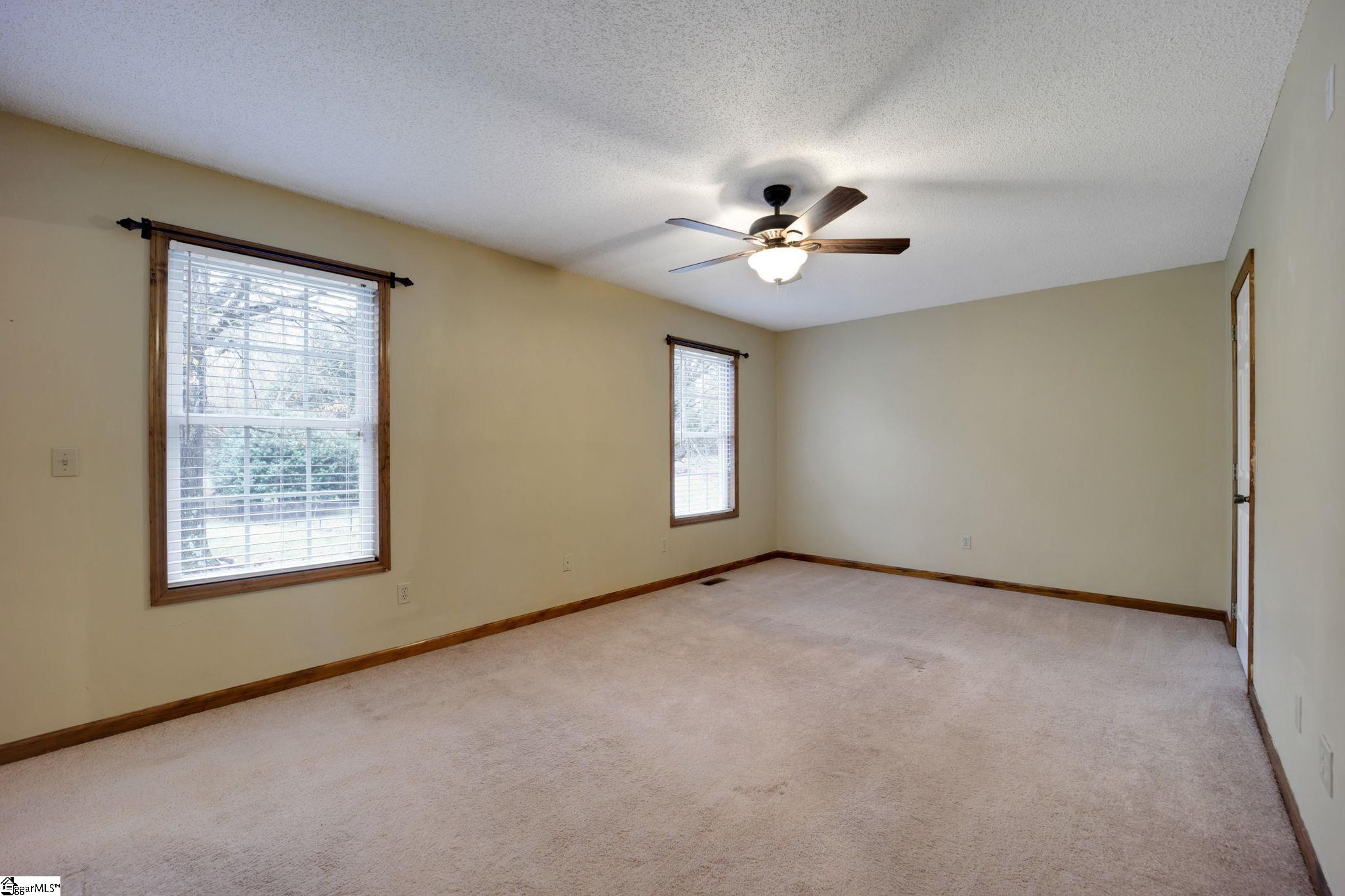 3670 Greenpond Road Woodruff, SC 29388 - Photo 13 of 32 Gallery Image 13