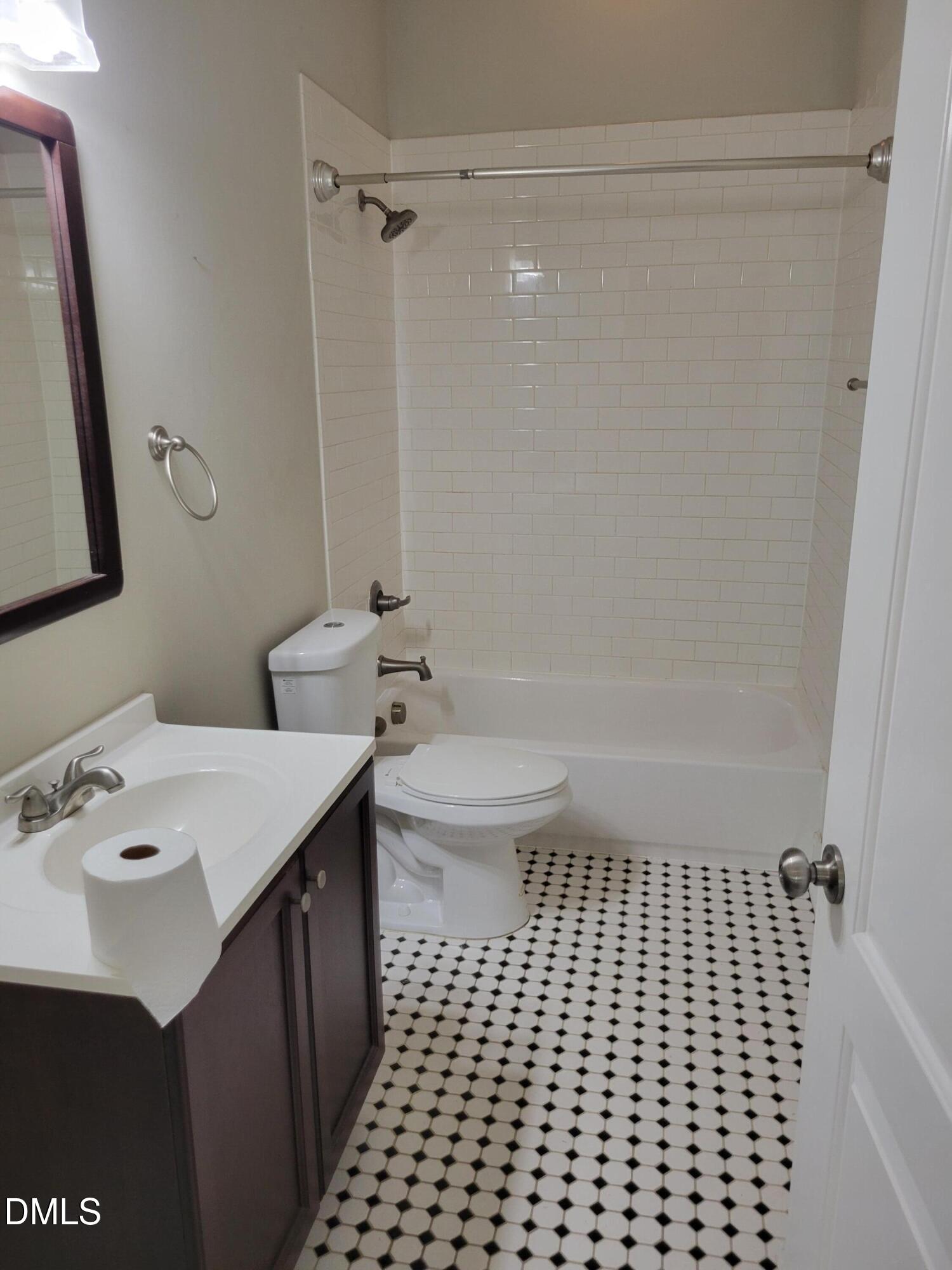 219 East South Street Raleigh, NC 27601 - Photo 10 of 13 20260702_142522