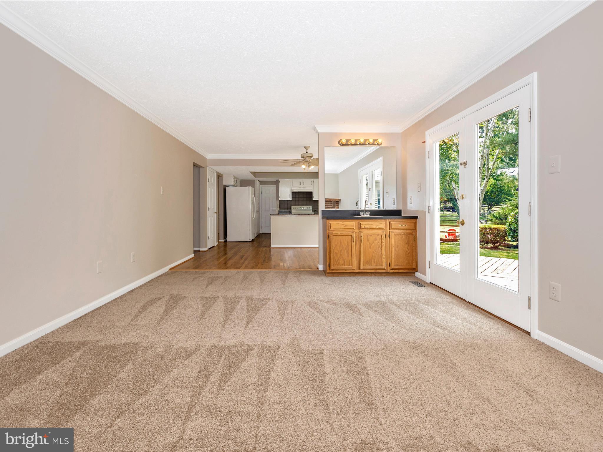 112 Bookham Lane Gaithersburg, MD 20877 - Photo 22 of 65 Family Room