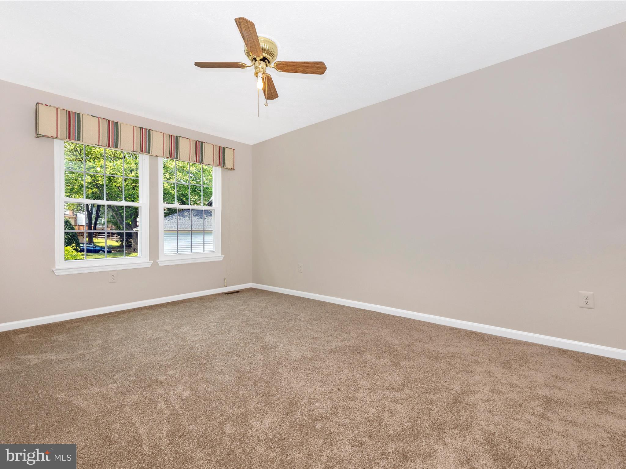 112 Bookham Lane Gaithersburg, MD 20877 - Photo 39 of 65 Bedroom 4