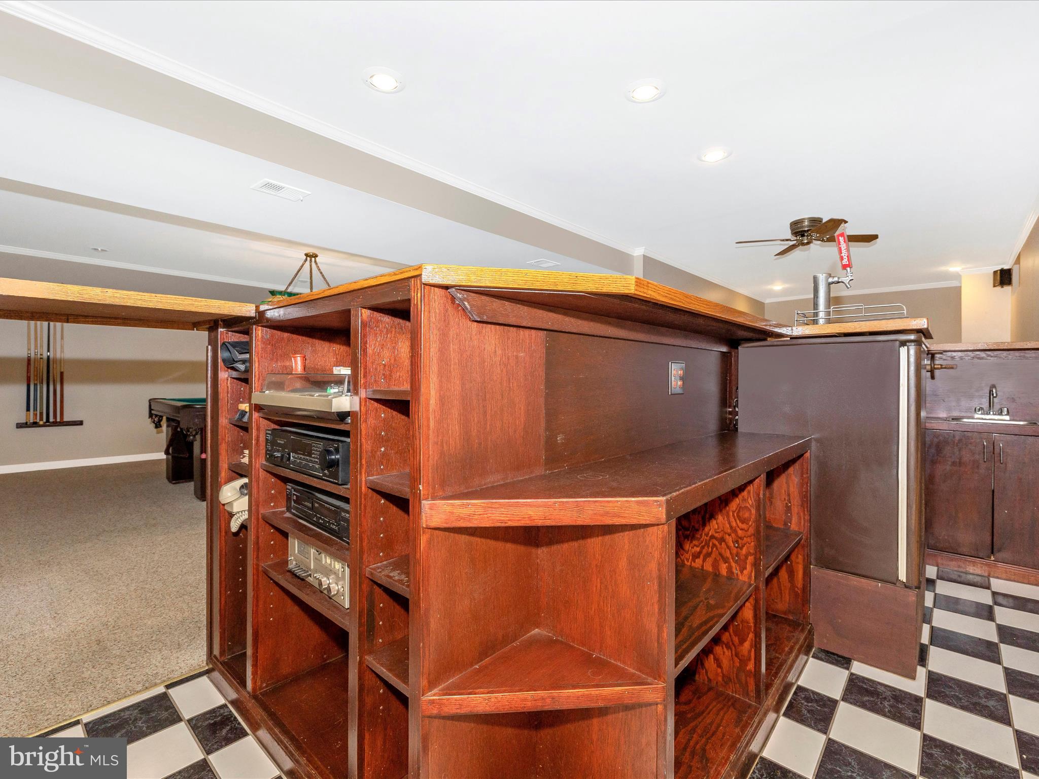 112 Bookham Lane Gaithersburg, MD 20877 - Photo 48 of 65 Lower Level Bar