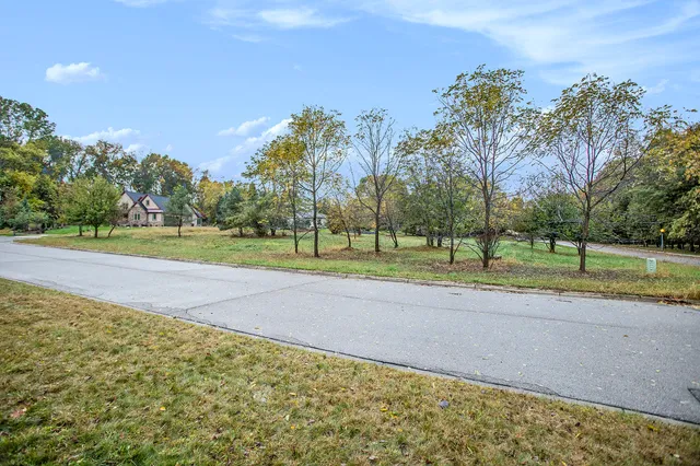 $52,000 | 605 Turquoise Trail, Marshall, MI 49068