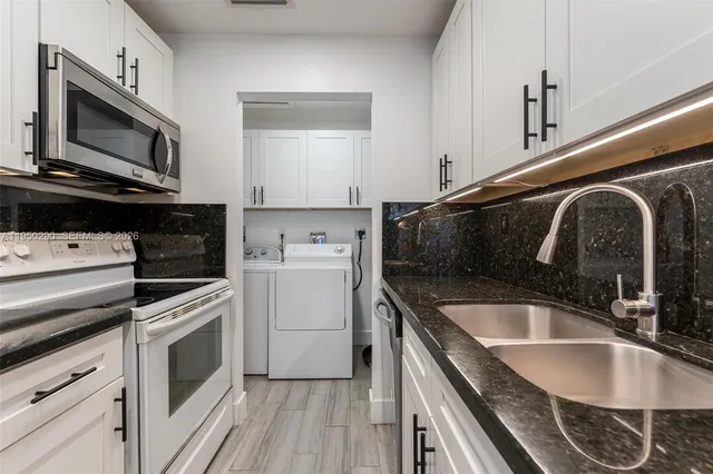 $2,800 | 130 Northwest 57th Street, Unit 1, Oakland Park, FL 33309