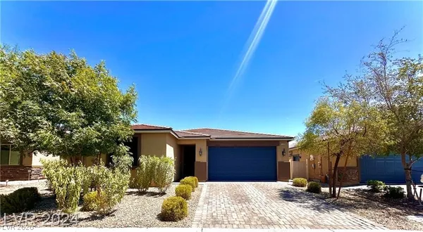 $2,200 | 5708 Akula Bay Street, North Las Vegas, NV 89081