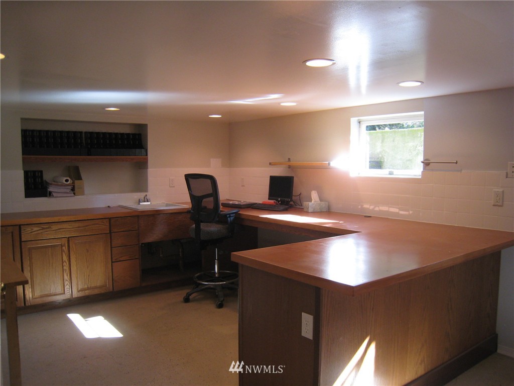 851 McLeod Road Bellingham, WA 98226 - Photo 17 of 20 Gallery Image 17