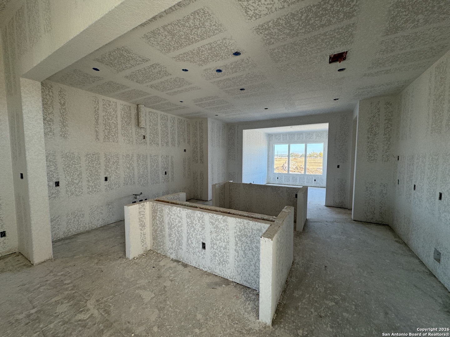 302 Venado Oaks Rio Medina, TX 78066 - Photo 29 of 34 a view of an empty room with window and cabinet