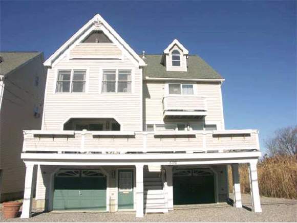 554 High Street, Unit A Hampton, NH 03842 - Photo 1 of 8 Gallery Image 1