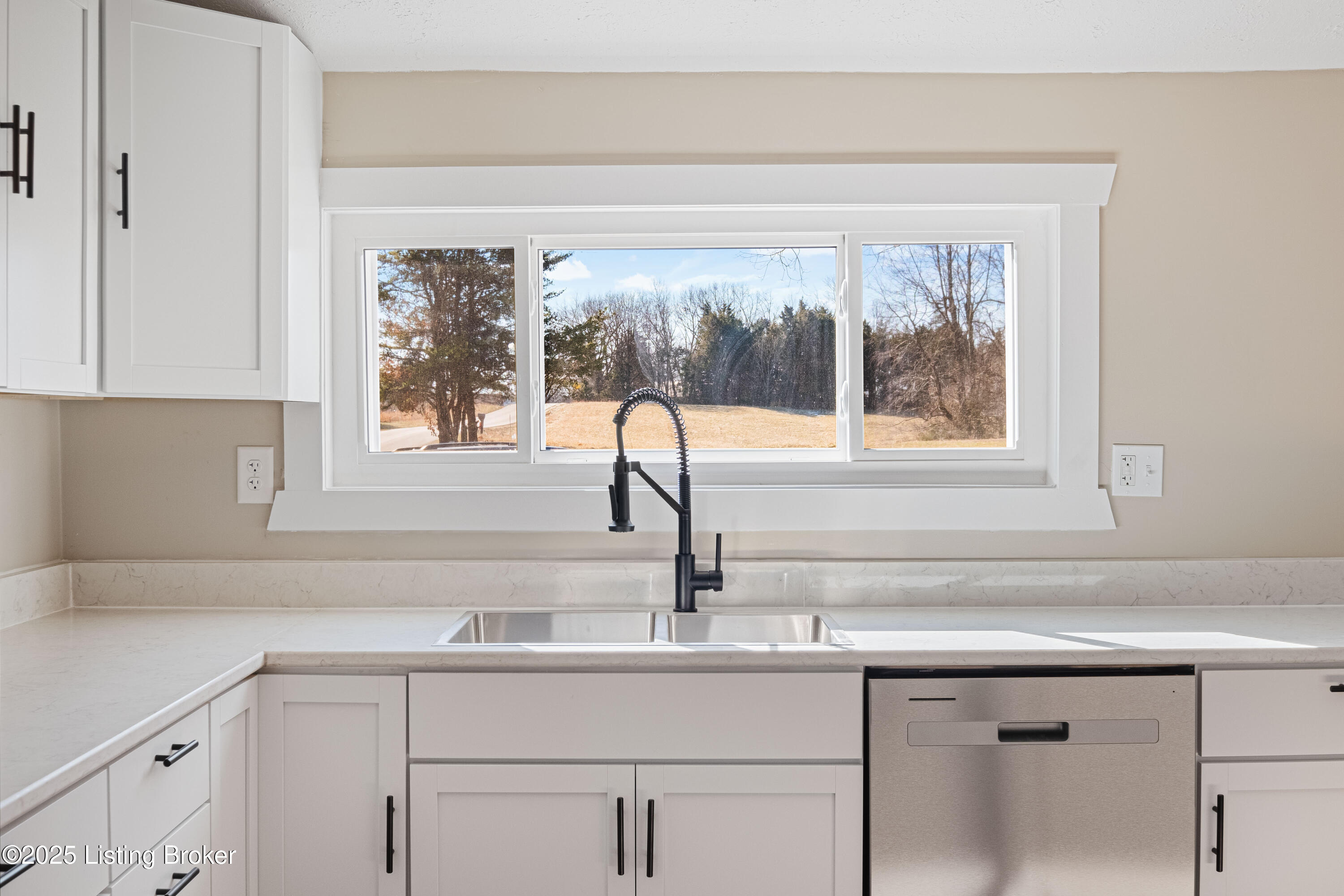 115 North Pleasant Hill Road Upton, KY 42784 - Photo 8 of 26 Kitchen