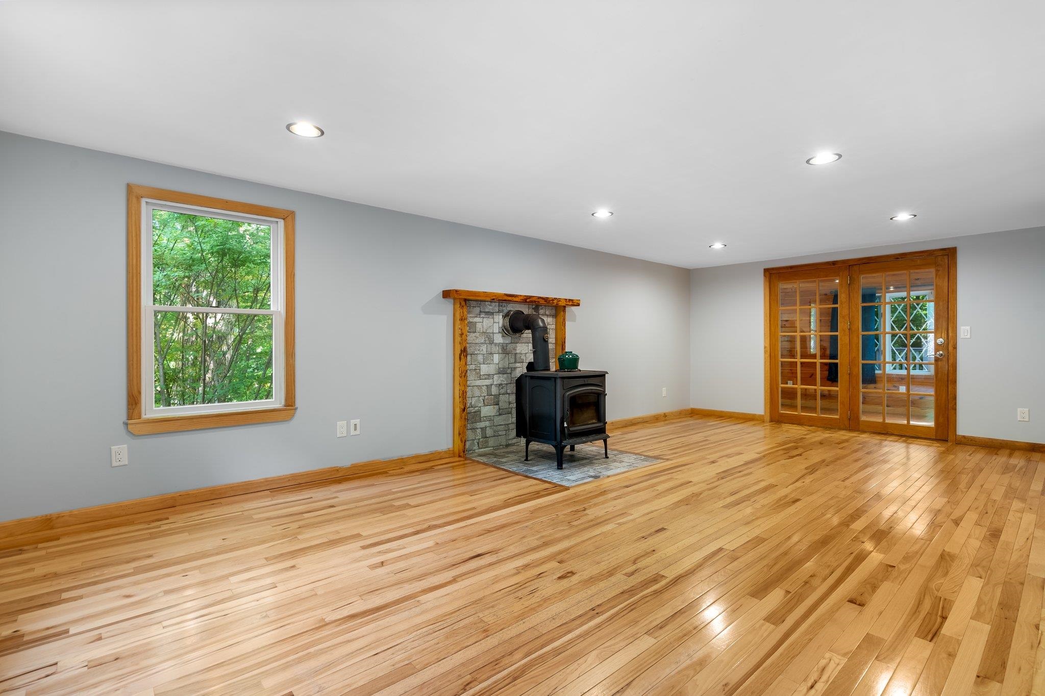 68 Plantation Road Laconia, NH 03246 - Photo 4 of 48 Gallery Image 4