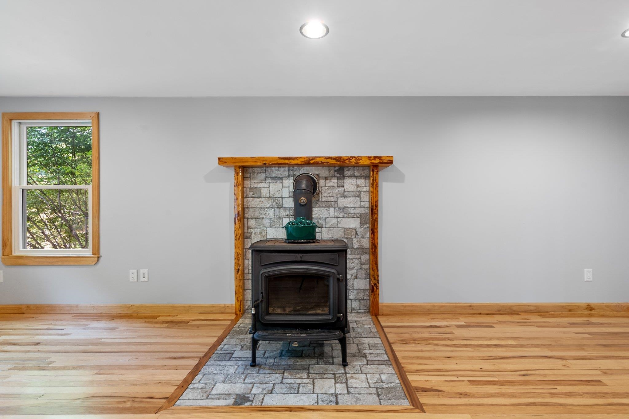 68 Plantation Road Laconia, NH 03246 - Photo 6 of 48 Gallery Image 6