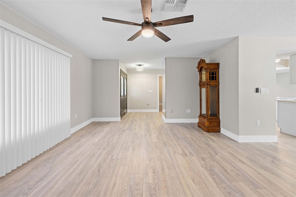 13445 Banner Road Spring Hill, FL 34609 - Photo 14 of 55