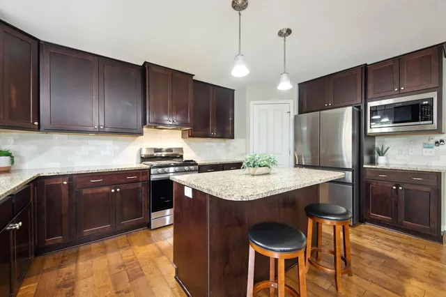 $474,900 | 645 Kadler Circle, Hanover, MN 55341