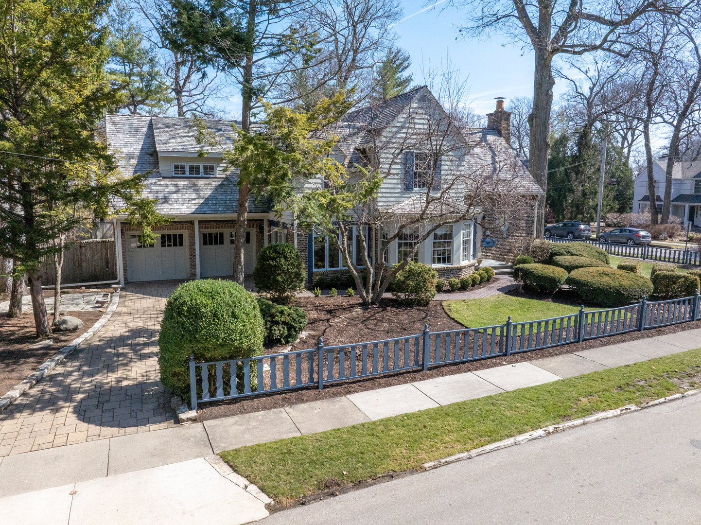 333 Simpson Street Lake Bluff, IL 60044 - Photo 3 of 51