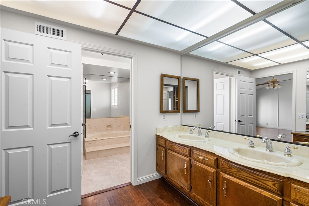 11861 Darby Avenue Porter Ranch, CA 91326 - Photo 31 of 47