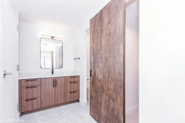 $2,450 | 1221 North Dearborn Street, Unit 802S, Chicago, IL 60610