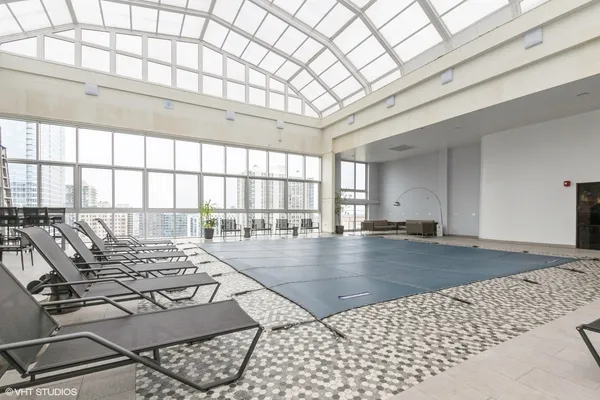 $2,450 | 1221 North Dearborn Street, Unit 802S, Chicago, IL 60610