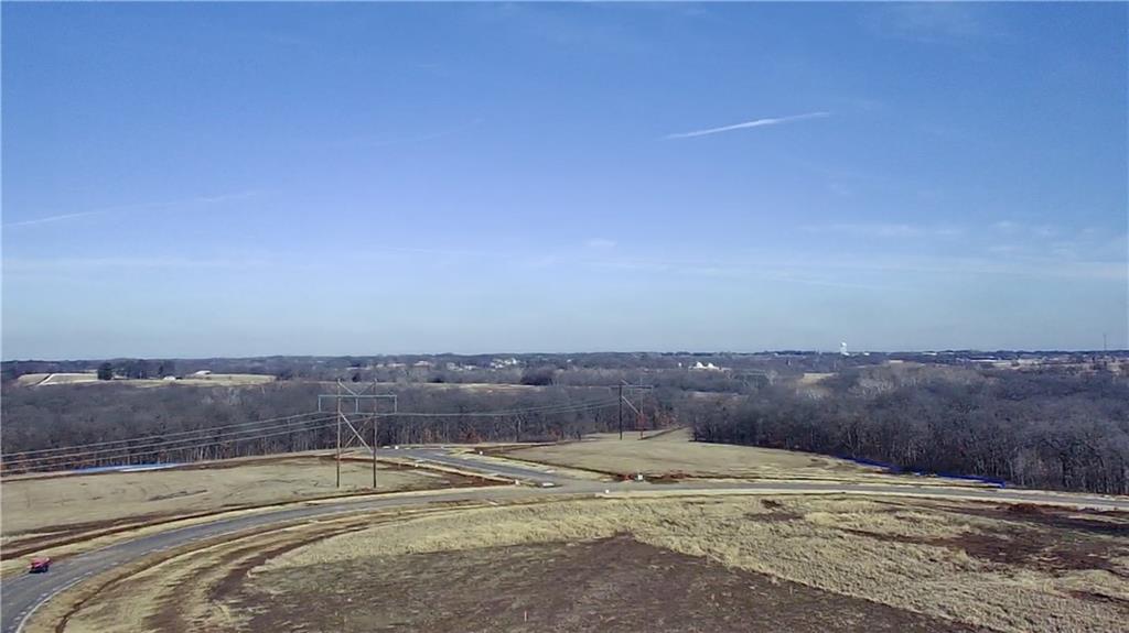 14502 Stringtown Cir Lake Lee's Summit, MO 64086 - Photo 2 of 7