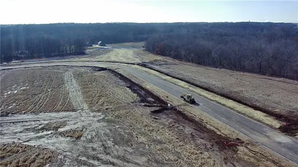 $207,300 | 14502 Stringtown Cir Lake, Lee's Summit, MO 64086