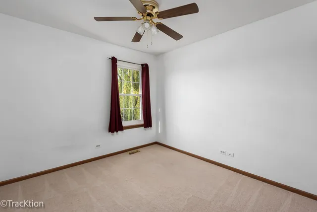 $320,000 | 75 St Croix Court, Aurora, IL 60504