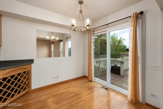 $320,000 | 75 St Croix Court, Aurora, IL 60504