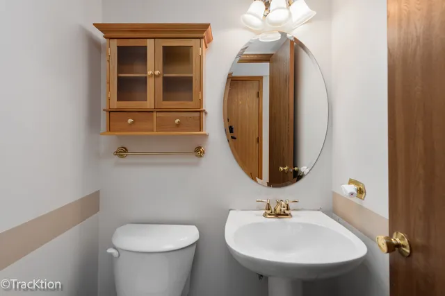 $320,000 | 75 St Croix Court, Aurora, IL 60504