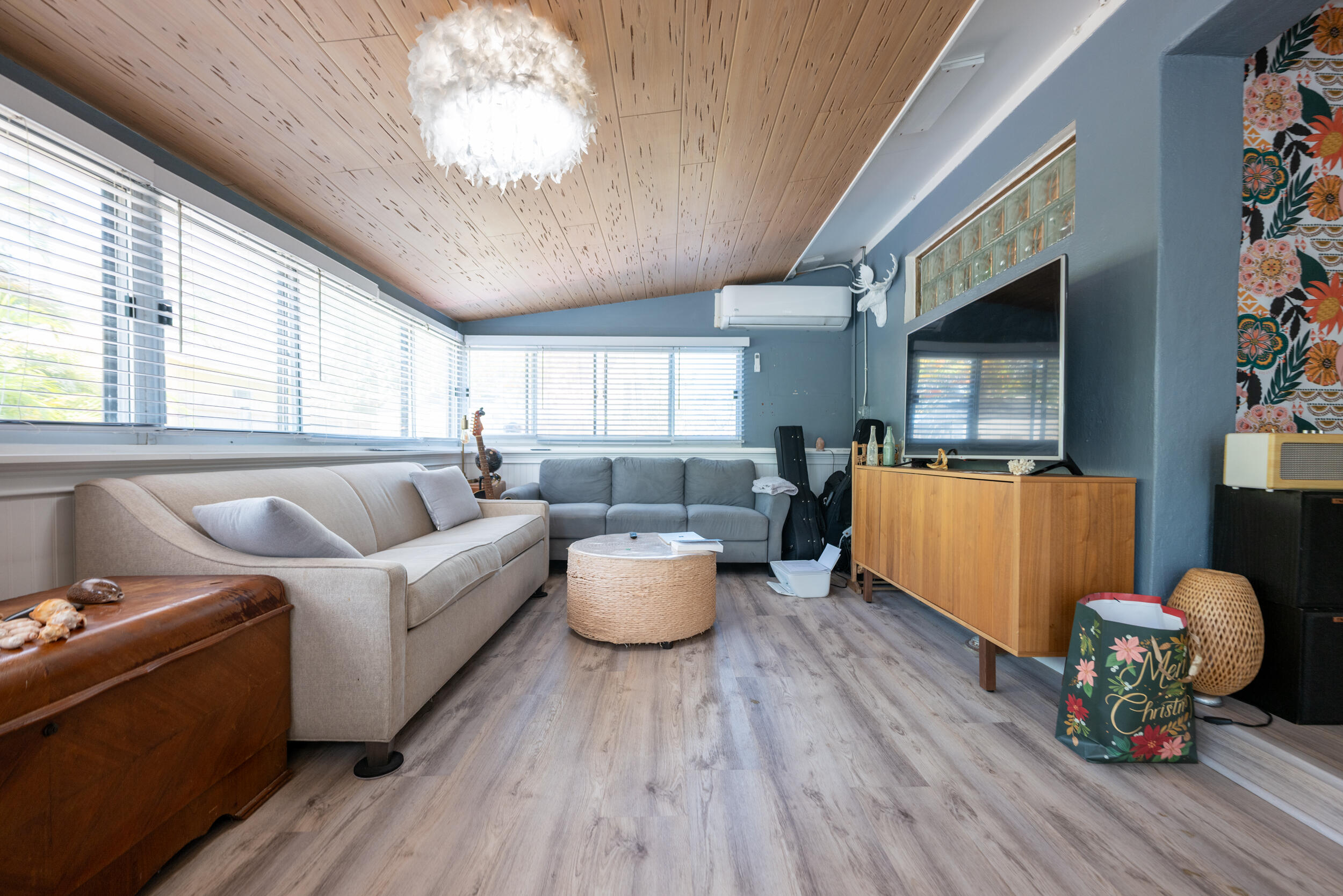 3001 Riviera Drive Key West, FL 33040 - Photo 3 of 17 a living room with furniture and a flat screen tv