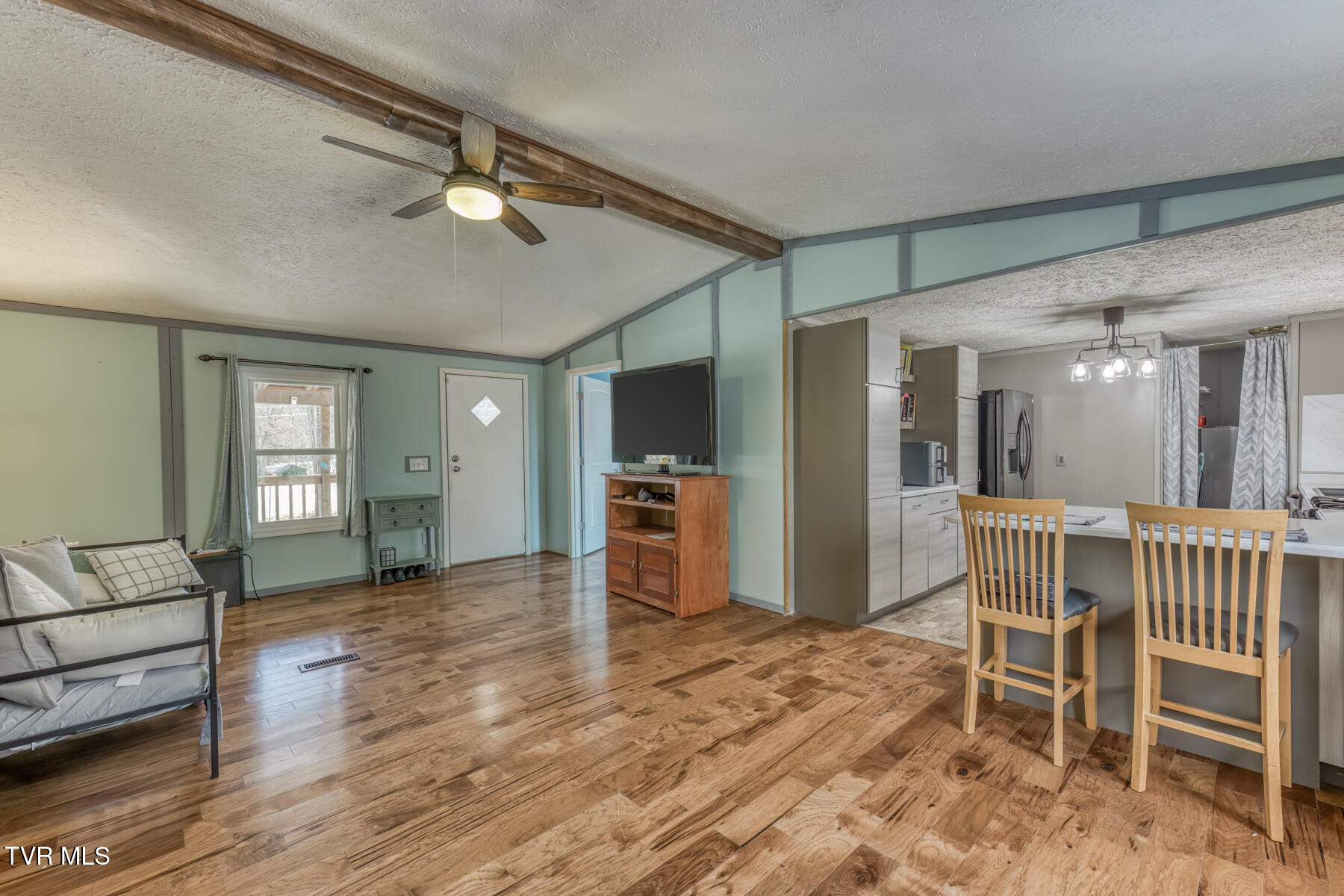 736 Ryder Church Road Bluff City, TN 37618 - Photo 7 of 29 LIVING ROOM 3