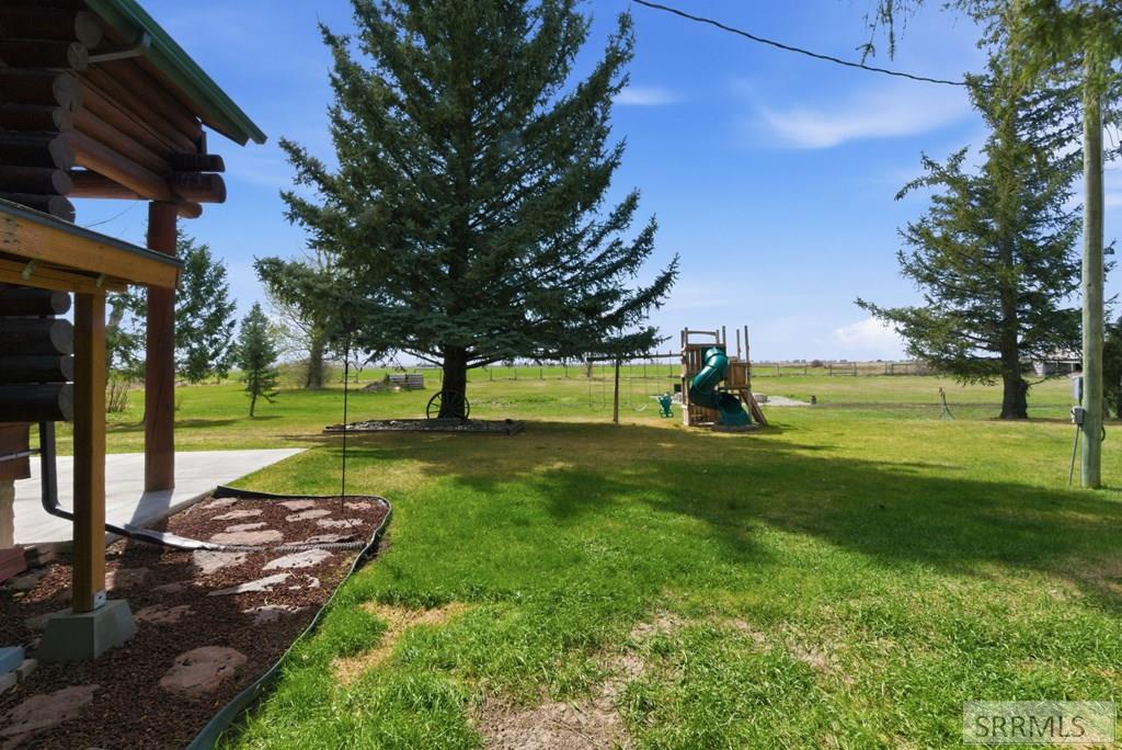 297 North Bassett Road Roberts, ID 83444 - Photo 24 of 28