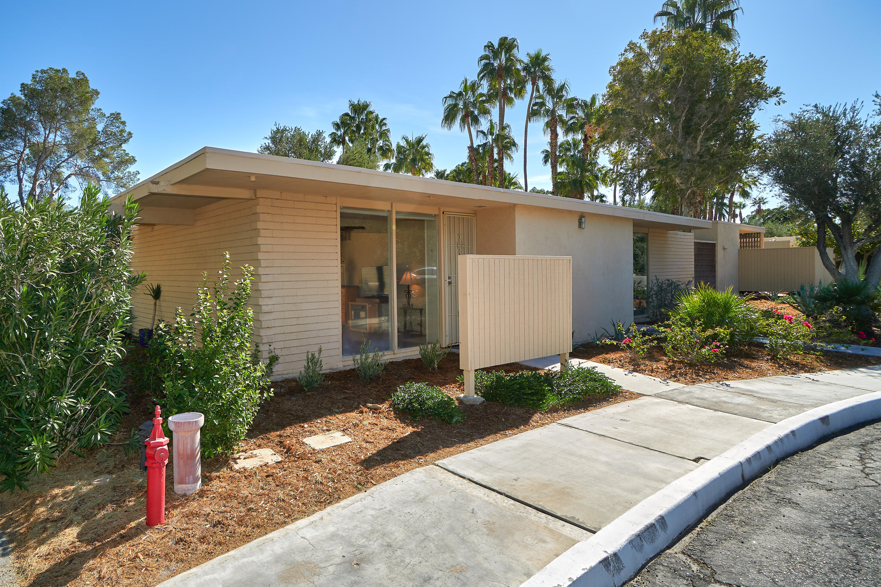 360 Cabrillo Road, Unit 128 Palm Springs, CA 92262 - Photo 21 of 21 Front from Corner
