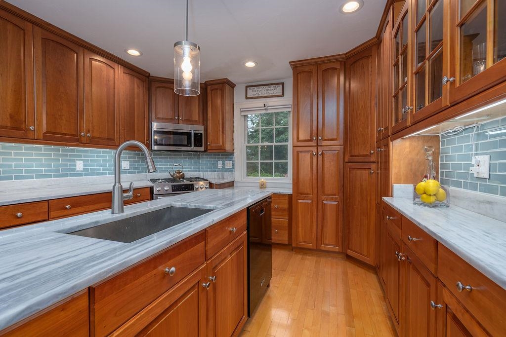 227 Province Road Strafford, NH 03884 - Photo 13 of 39