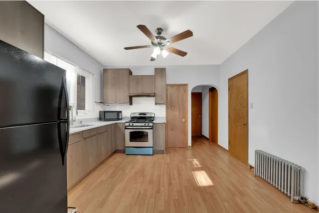 $1,600 | 6238 South Massasoit Avenue, Unit 1, Chicago, IL 60638