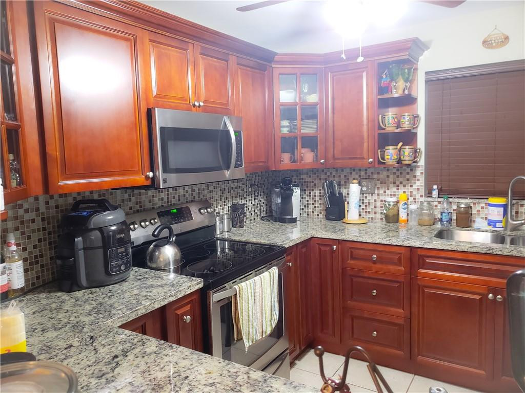 2830 Riverside Drive, Unit 102 Coral Springs, FL 33065 - Photo 1 of 11 Photo 1