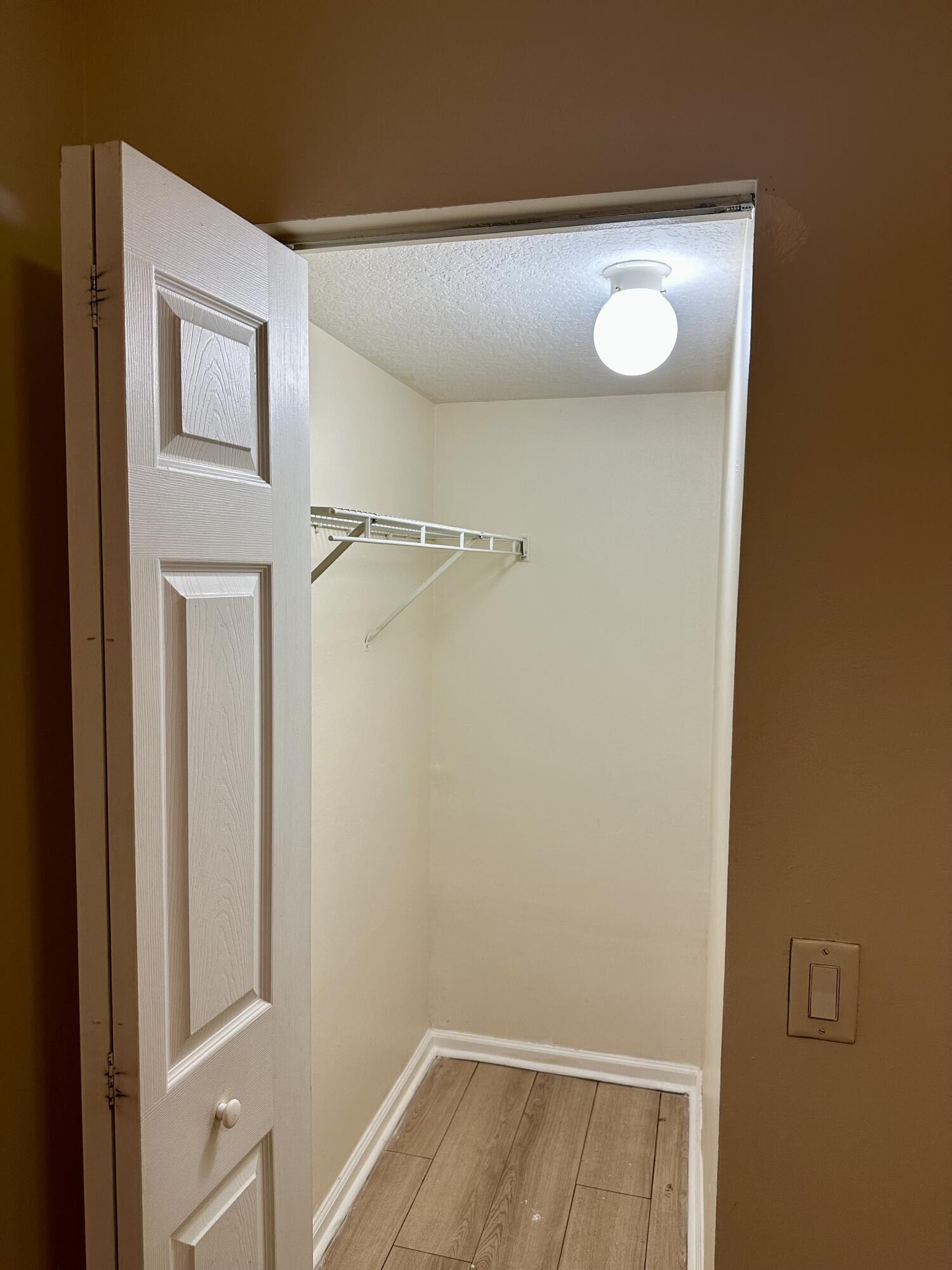 3810 North Jog Road, Unit 105 Royal Palm Beach, FL 33411 - Photo 10 of 26 a view of small space