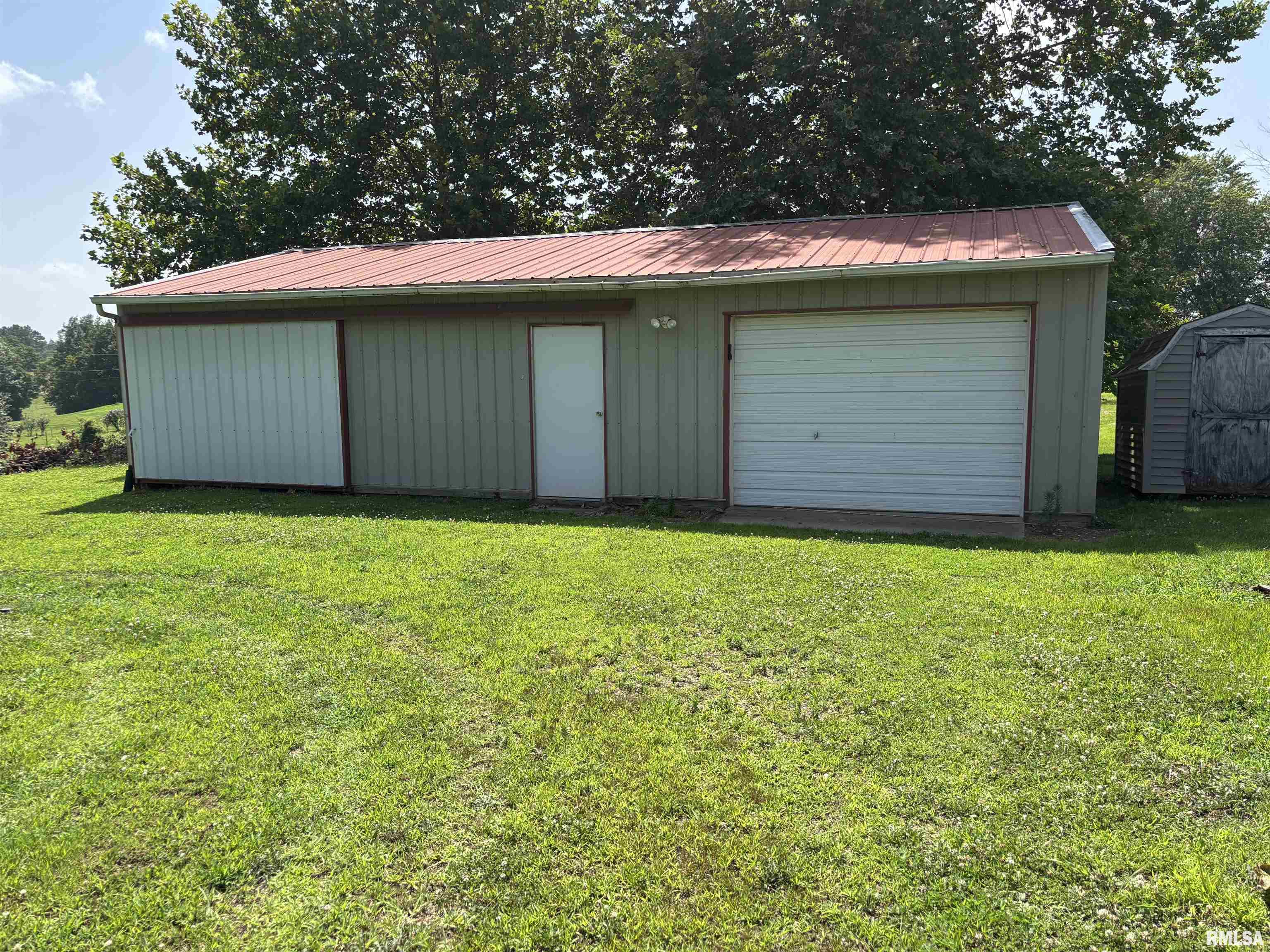 6000 Lick Creek Road Anna, IL 62906 - Photo 10 of 41