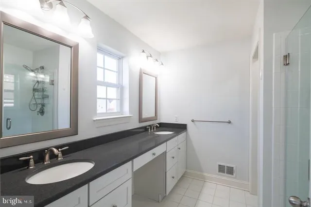 $2,595 | 27127 Hickory Lane, Langhorne, PA 19047