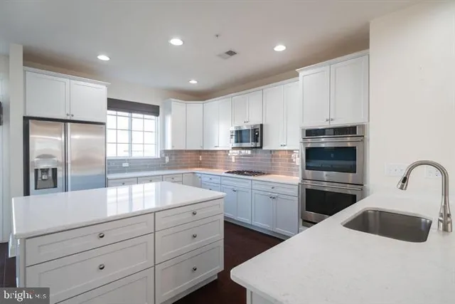 $2,595 | 27127 Hickory Lane, Langhorne, PA 19047