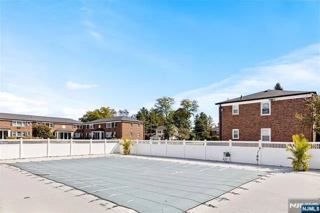 $375,000 | 523 Pitney Place, Morristown, NJ 07960