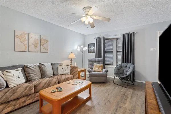 $189,900 | 1415 South 11th Street, Waco, TX 76706