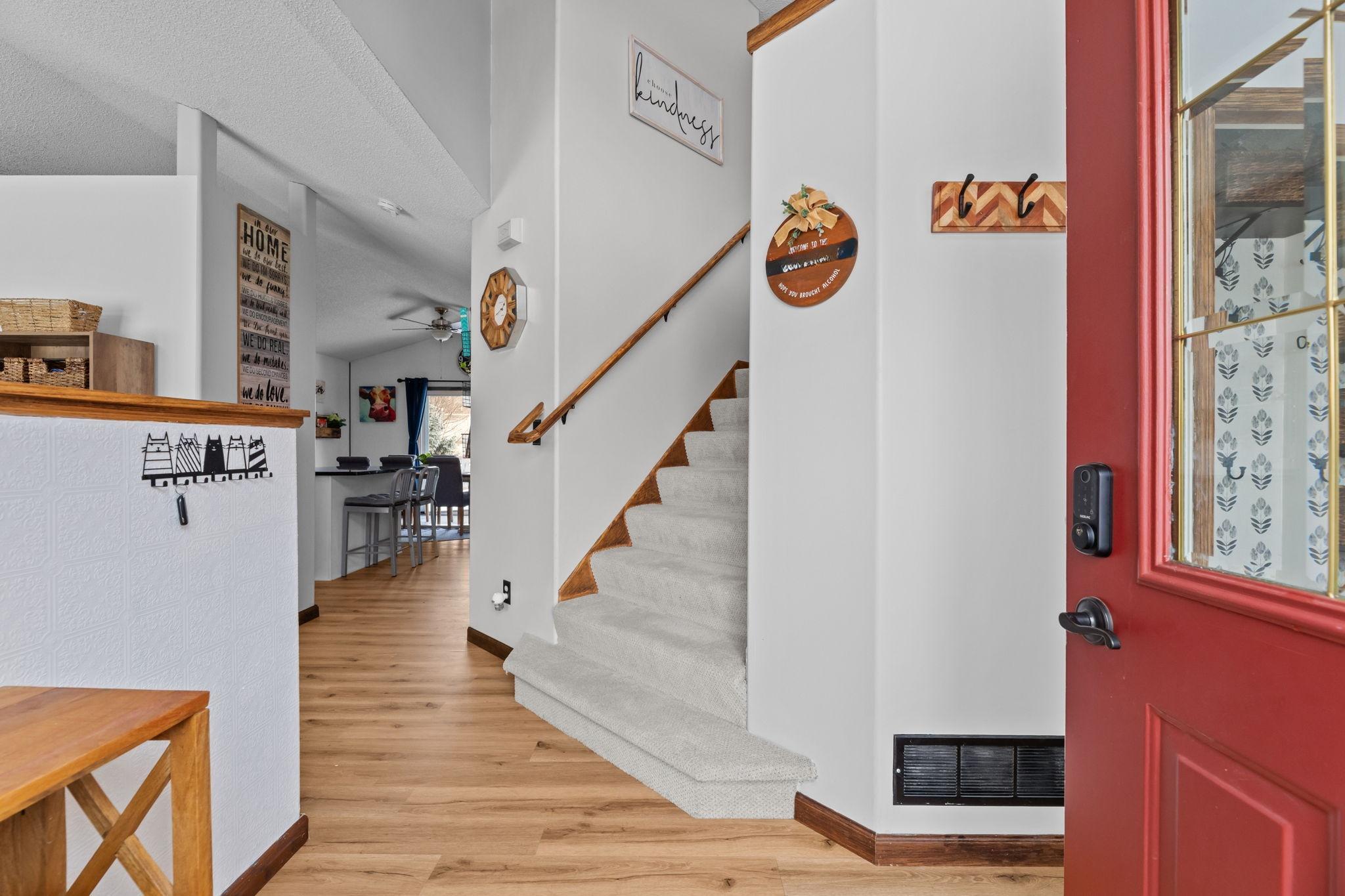 13410 Hynes Road Rogers, MN 55374 - Photo 2 of 31