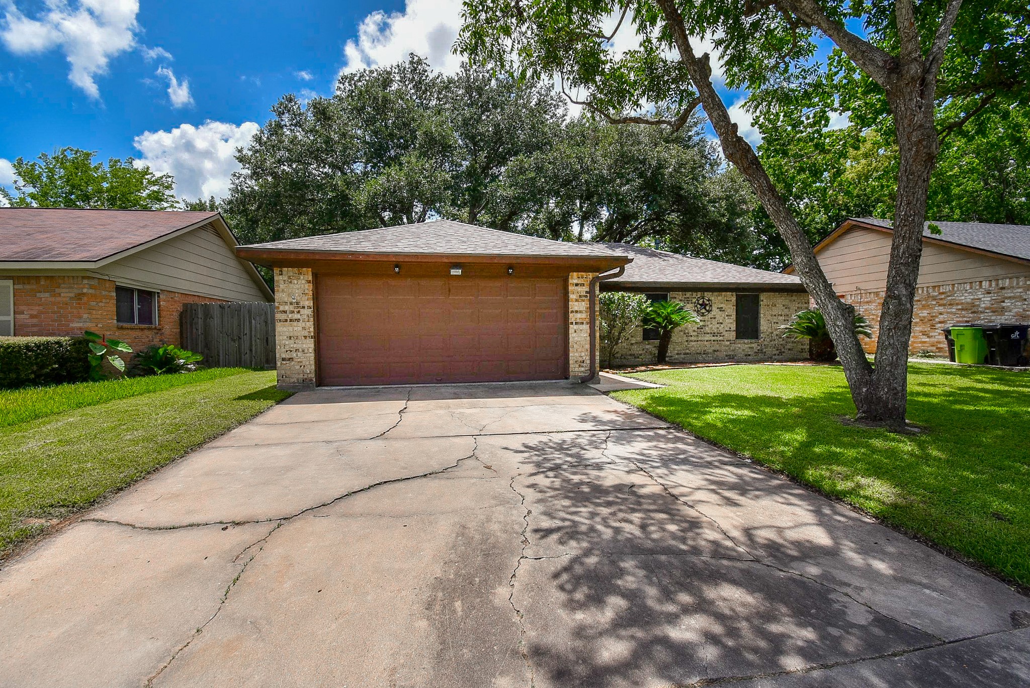 2014 Jones Street Rosenberg, TX 77471 - Photo 2 of 33