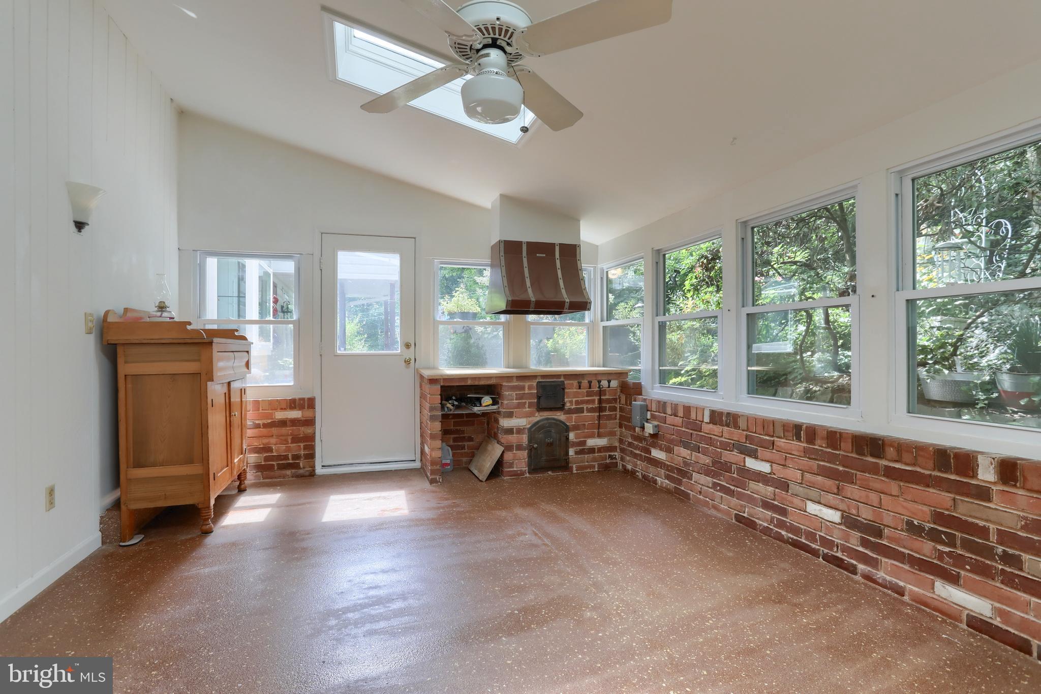 280 Nye Road Hershey, PA 17033 - Photo 21 of 50 Indoor grill.