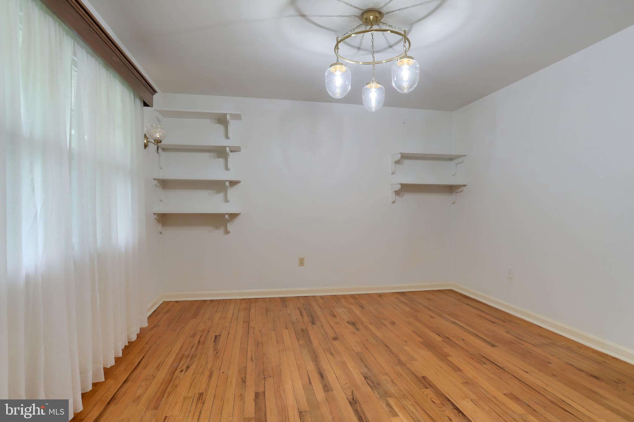 280 Nye Road Hershey, PA 17033 - Photo 8 of 50 Formal dining room.