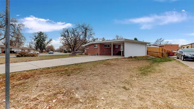 $589,900 | 28 West Broadmoor Drive, Littleton, CO 80120