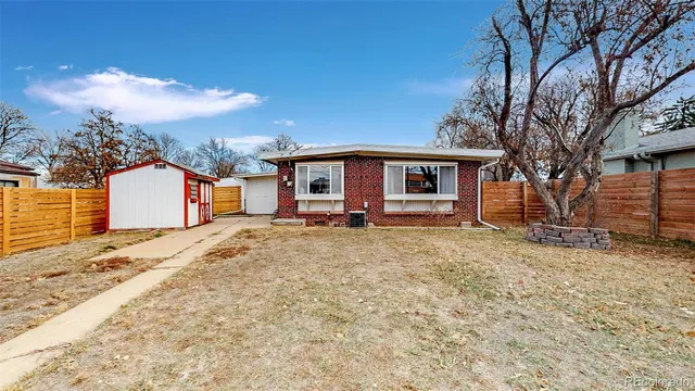 $589,900 | 28 West Broadmoor Drive, Littleton, CO 80120