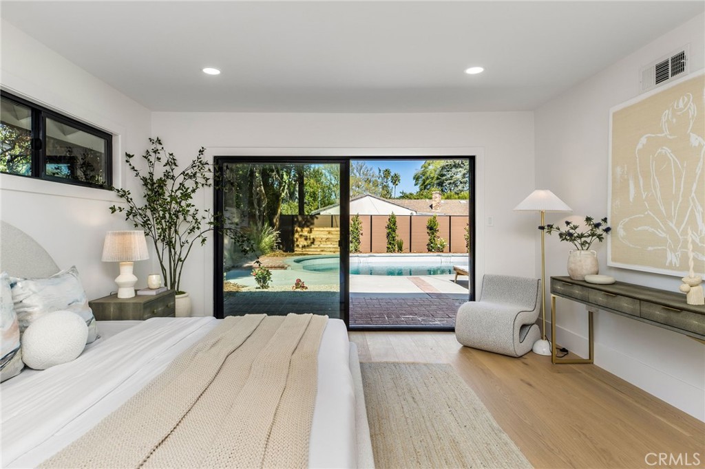 17601 McCormick Street Encino, CA 91316 - Photo 24 of 35