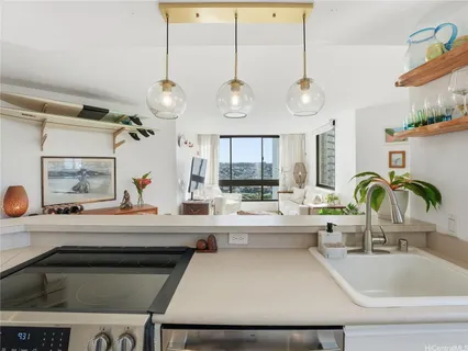 $490,000 | 300 Wai Nani Way, Unit II1817, Honolulu, HI 96815