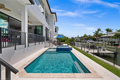 $4,175,000 | 388 Pine Avenue, Naples, FL 34108