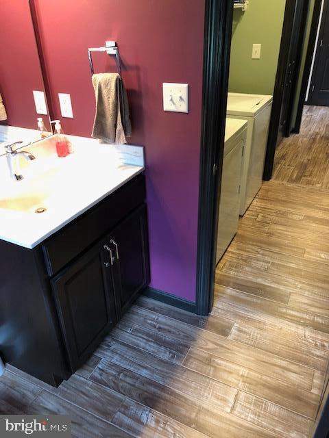 3197 Foxianna Road Middletown, PA 17057 - Photo 23 of 51 Powder Room